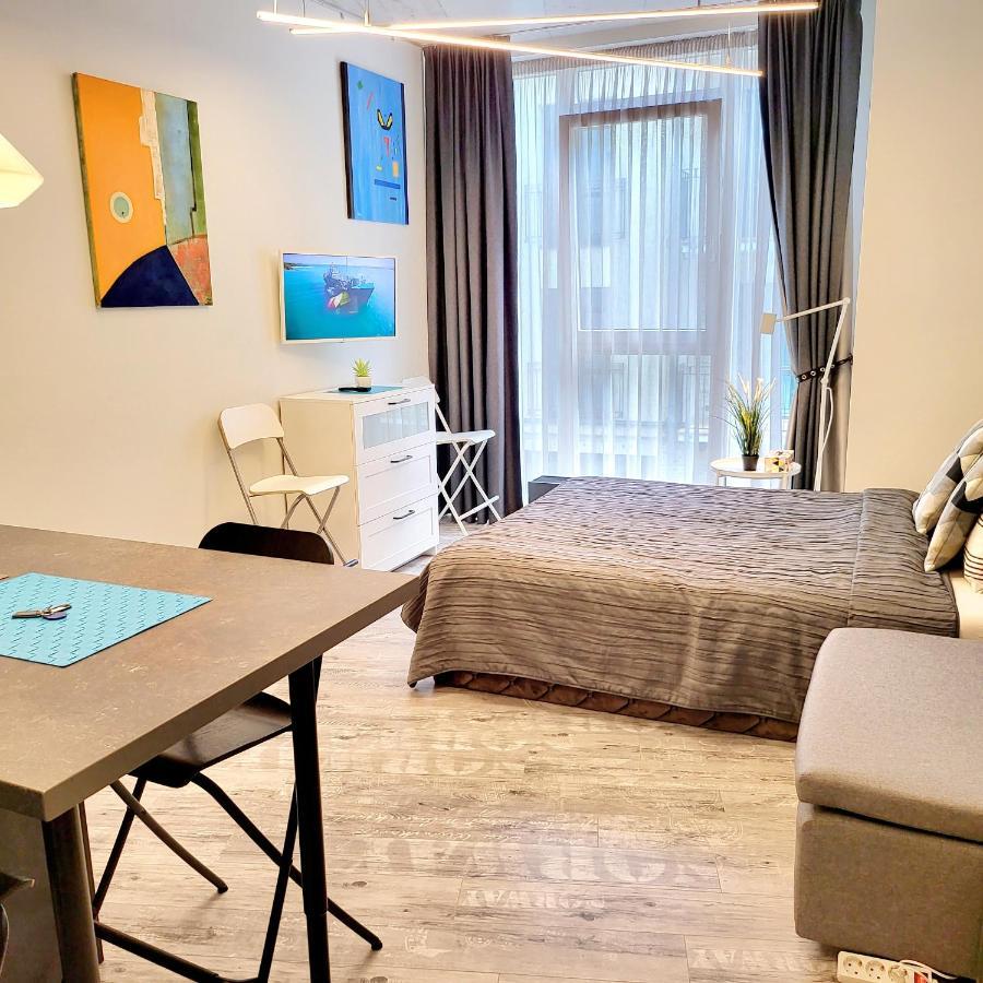 Happy Inn Laime Studio, Self Check-In-24-7, A-C, Parking-In-The-Underground-Garage VNO Eksteriør bilde