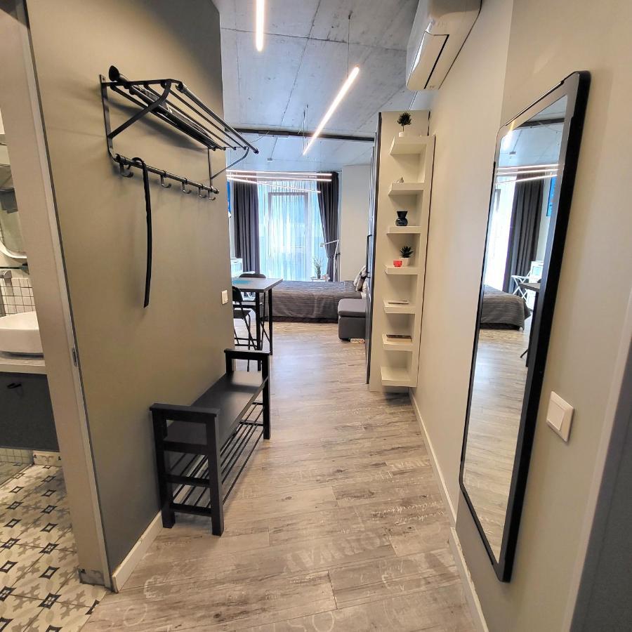 Happy Inn Laime Studio, Self Check-In-24-7, A-C, Parking-In-The-Underground-Garage VNO Eksteriør bilde