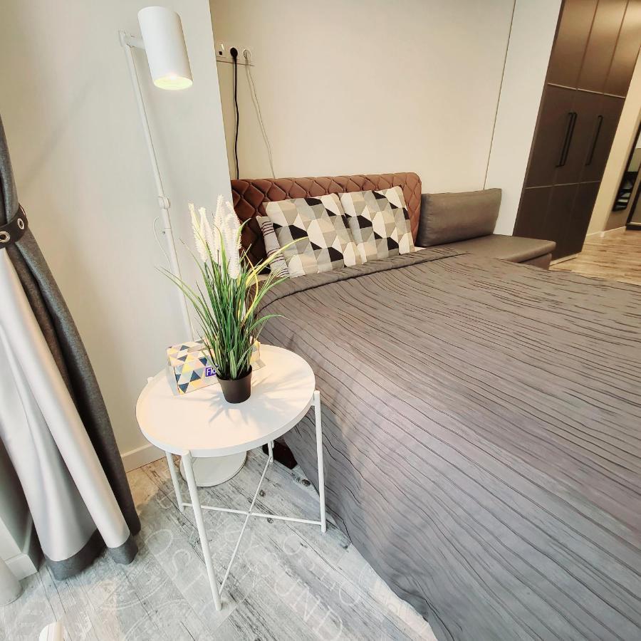Happy Inn Laime Studio, Self Check-In-24-7, A-C, Parking-In-The-Underground-Garage VNO Eksteriør bilde